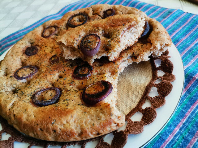 Пълнозърнеста фокача в мултикукър