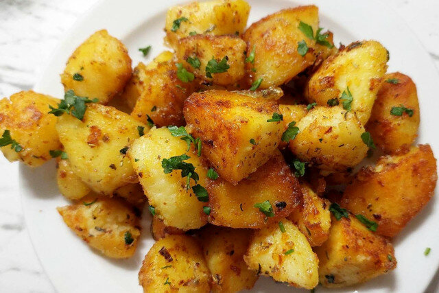 Пикантни картофи соте