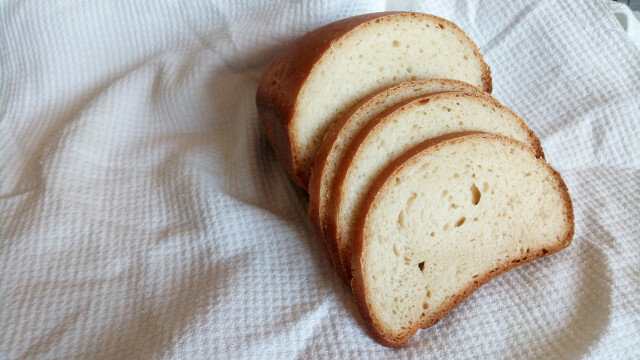 Хляб със сухо мляко в хлебопекарна