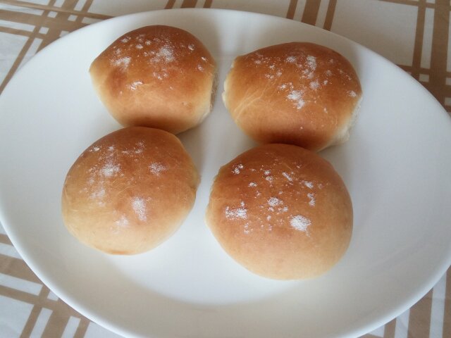 Пухкави малки хлебчета