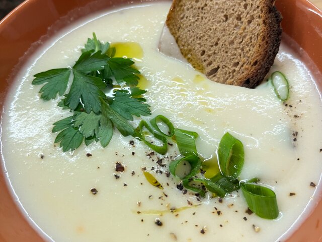 Крем супа от карфиол с картофи