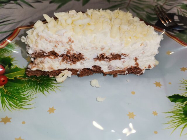 Торта с маскарпоне и бял шоколад