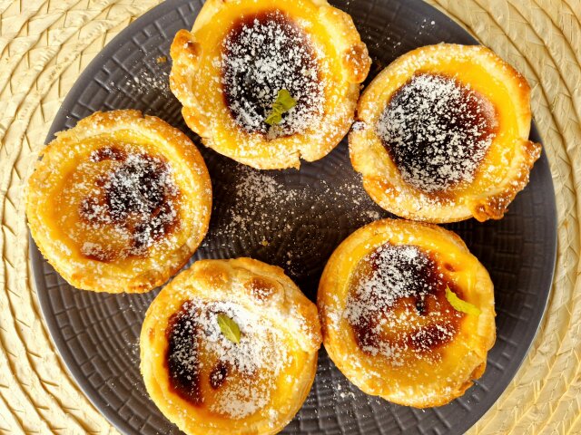 Португалски бутер сладкишчета с крем (Pastéis de nata)