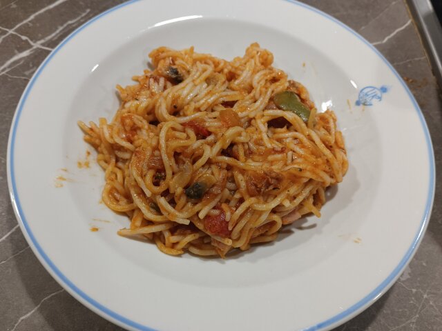 Спагети с шунка и гъби