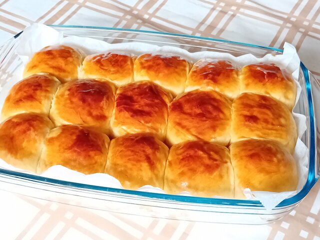 Сладки питки Hawaiian sweet rolls